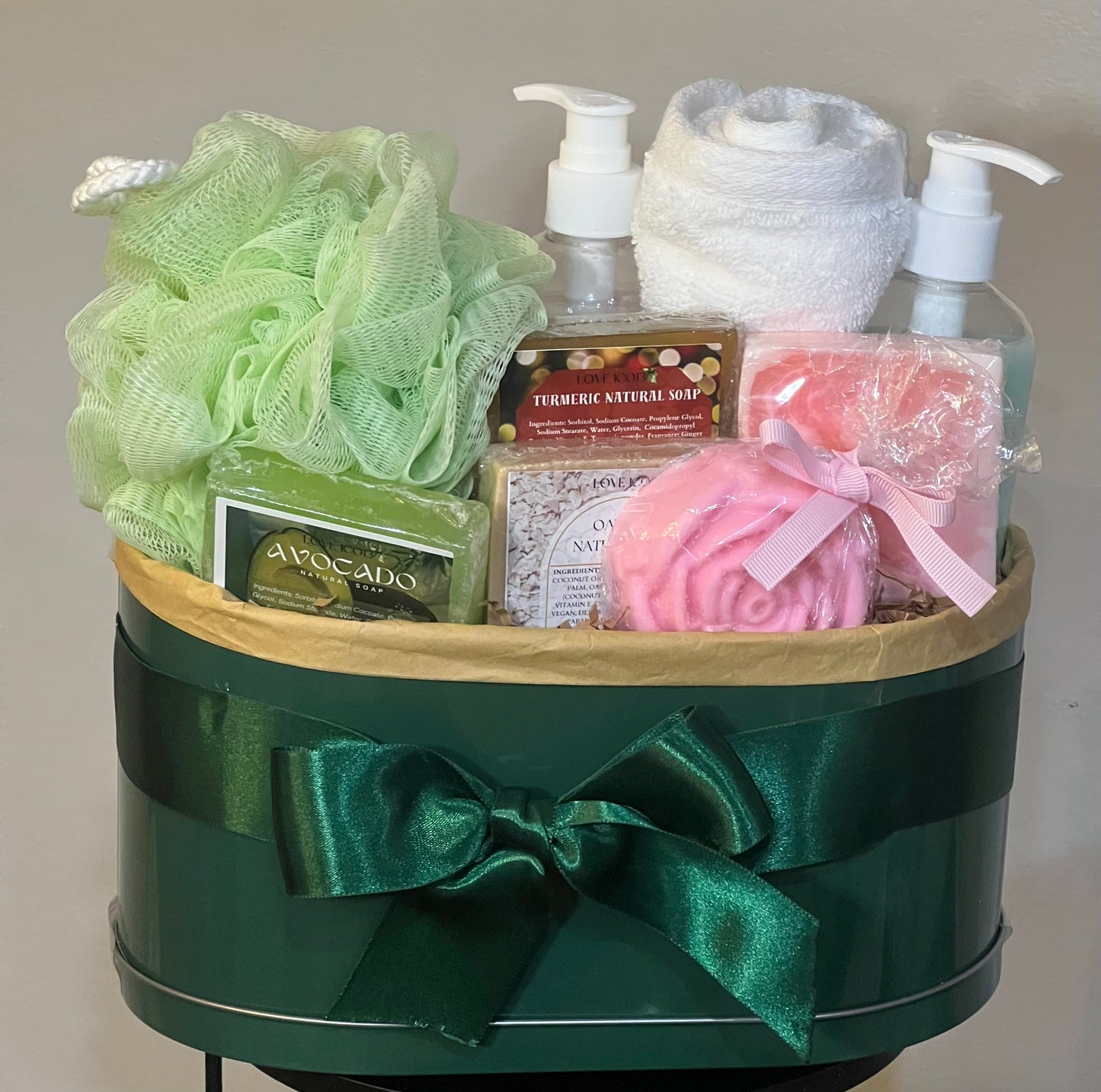 π Love1co13 Christmas Baskets & Gifts Collection